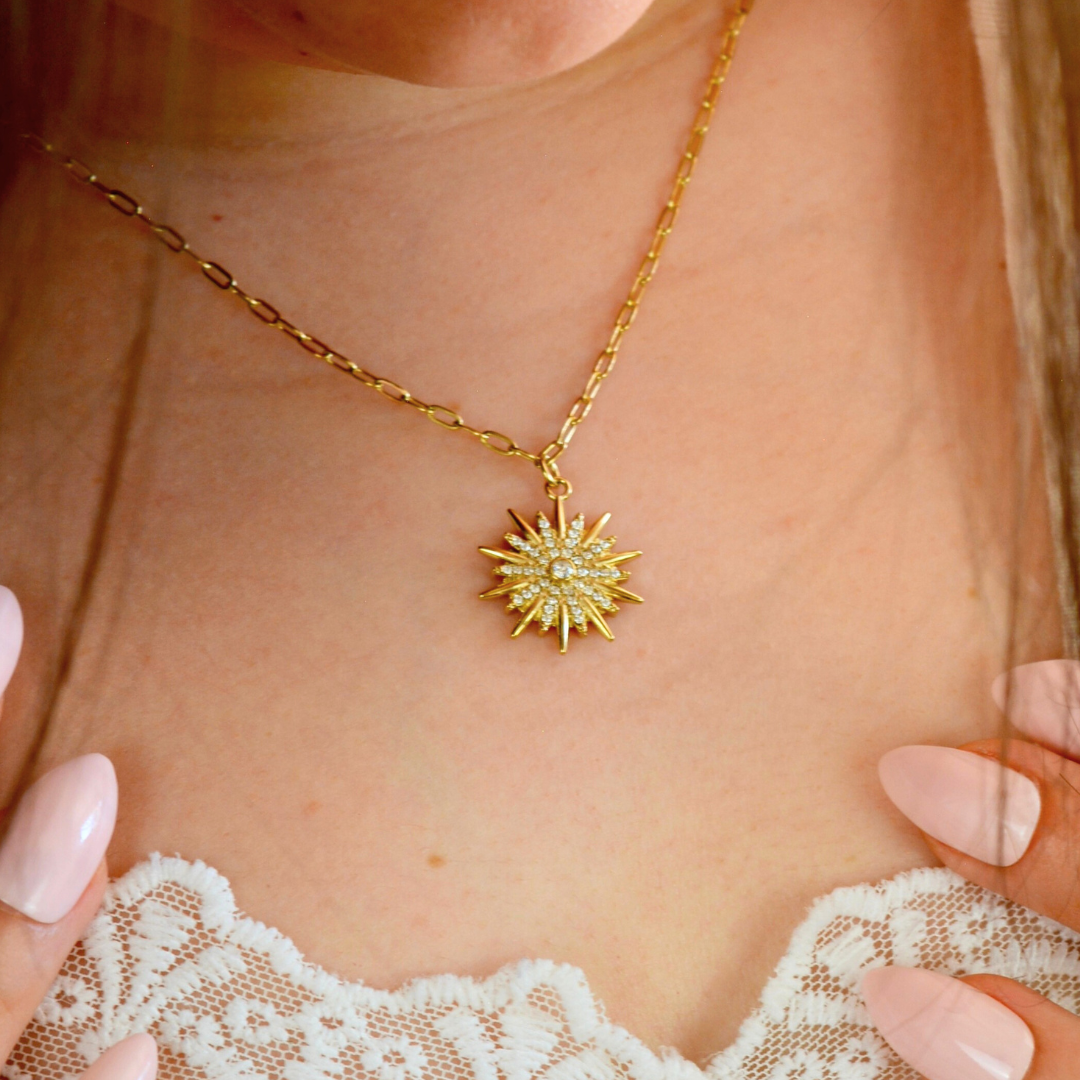 Collier Esra