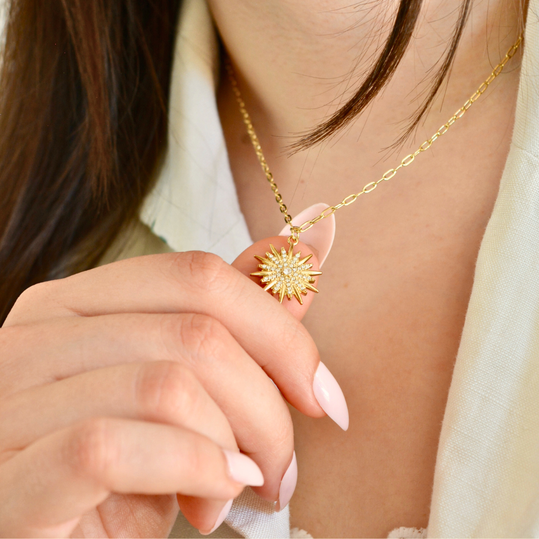 Collier Esra